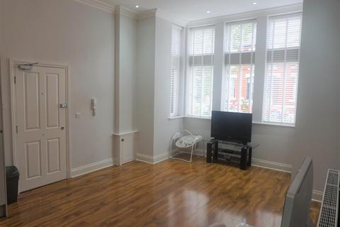 2 bedroom house to rent, 1E Derby Lane, Liverpool