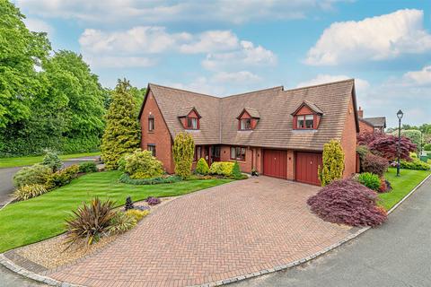 5 bedroom detached house for sale, Littlecote Gardens, Appleton, Warrington