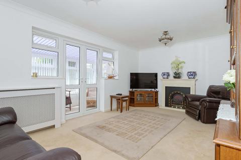 2 bedroom detached bungalow for sale, Russells Drive, Lancing