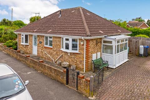 2 bedroom detached bungalow for sale, Russells Drive, Lancing