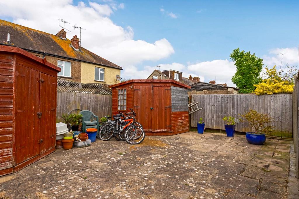 17 Russells Drive 10.JPG