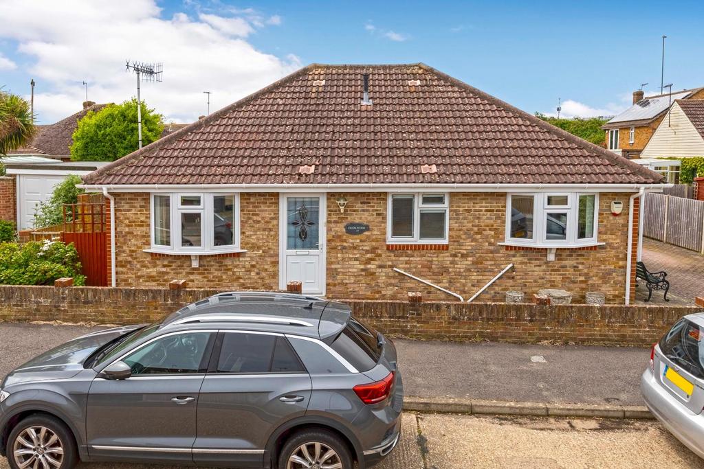 17 Russells Drive 15.JPG