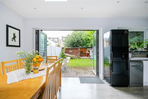 5 bedroom house for sale, Nottingham Road, Walthamstow