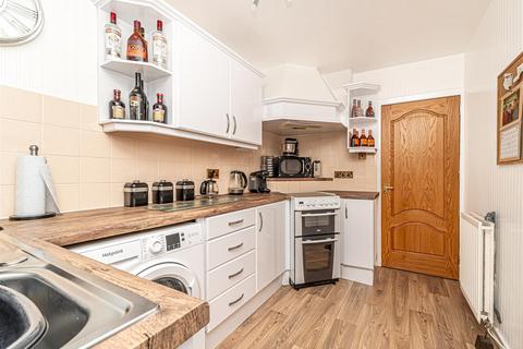 112 Beechbank Crescent, Kelty, KY4 0LT