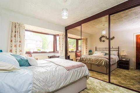 2 bedroom semi-detached bungalow for sale, Woolgreaves Drive, Wakefield WF2