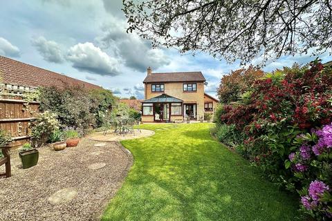 14 Grangewood, Northampton, NN4 0QN