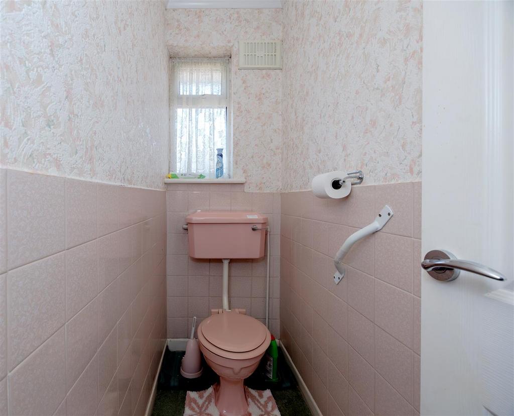 Upstairs seperate toilet 1 N9 A5180-Enhanced-NR.jpg