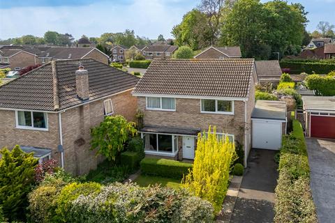 4 bedroom detached house for sale, Fairfields Drive, Skelton, York