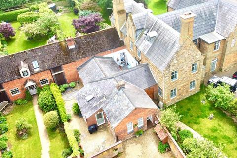 4 bedroom cottage for sale, Stonehouse Mews, Welford Road, Thornby, Northamptonshire NN6