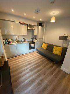 1 bedroom flat to rent, Lyonsdown Road, New Barnet, Barnet