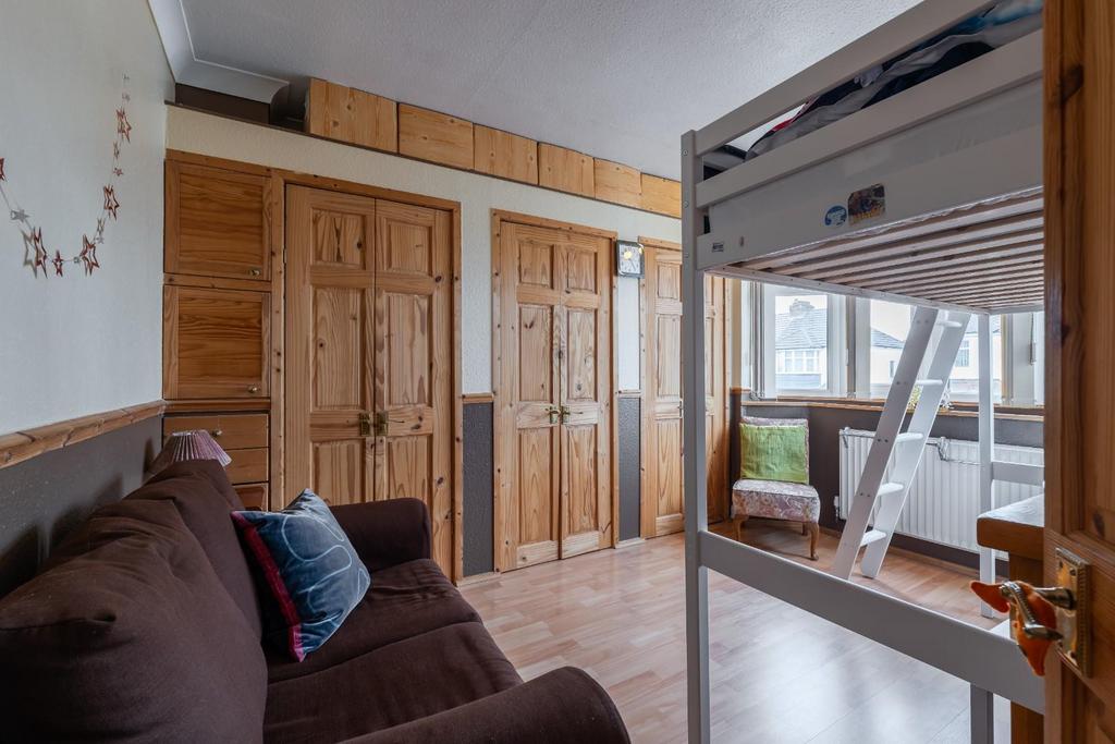 Bedrooms-3.jpg