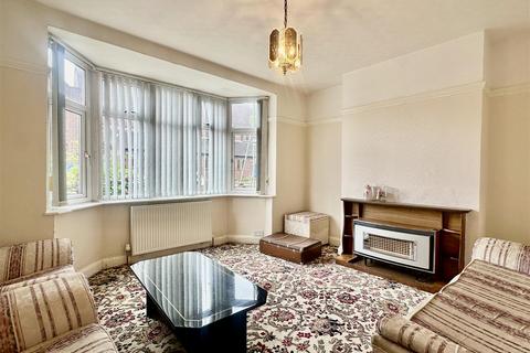 3 bedroom semi-detached house for sale, Barbara Road, Leicester LE3