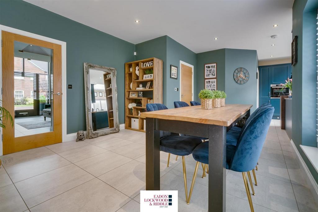 Dining Room Area