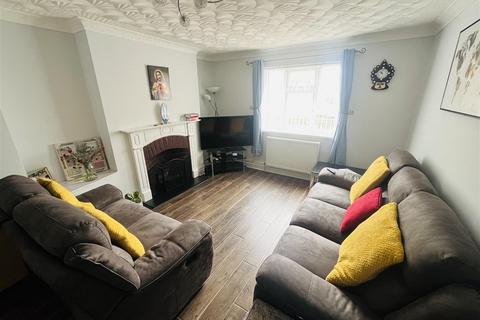 2 bedroom end of terrace house for sale, Brynelli, Llanelli