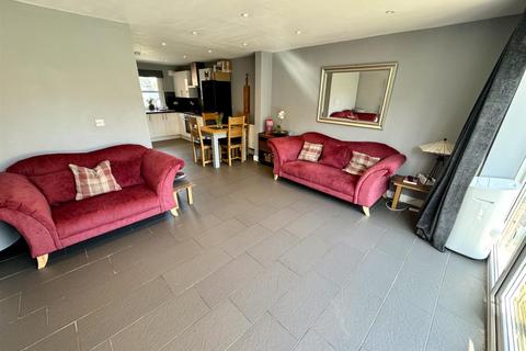 3 bedroom terraced house for sale, Bathurst Street, Marina, Swansea