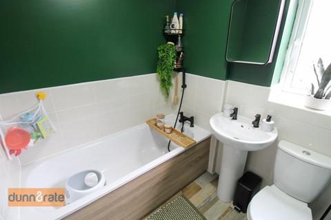 1 Bullhurst Close, Stoke-on-trent, ST6 8FG