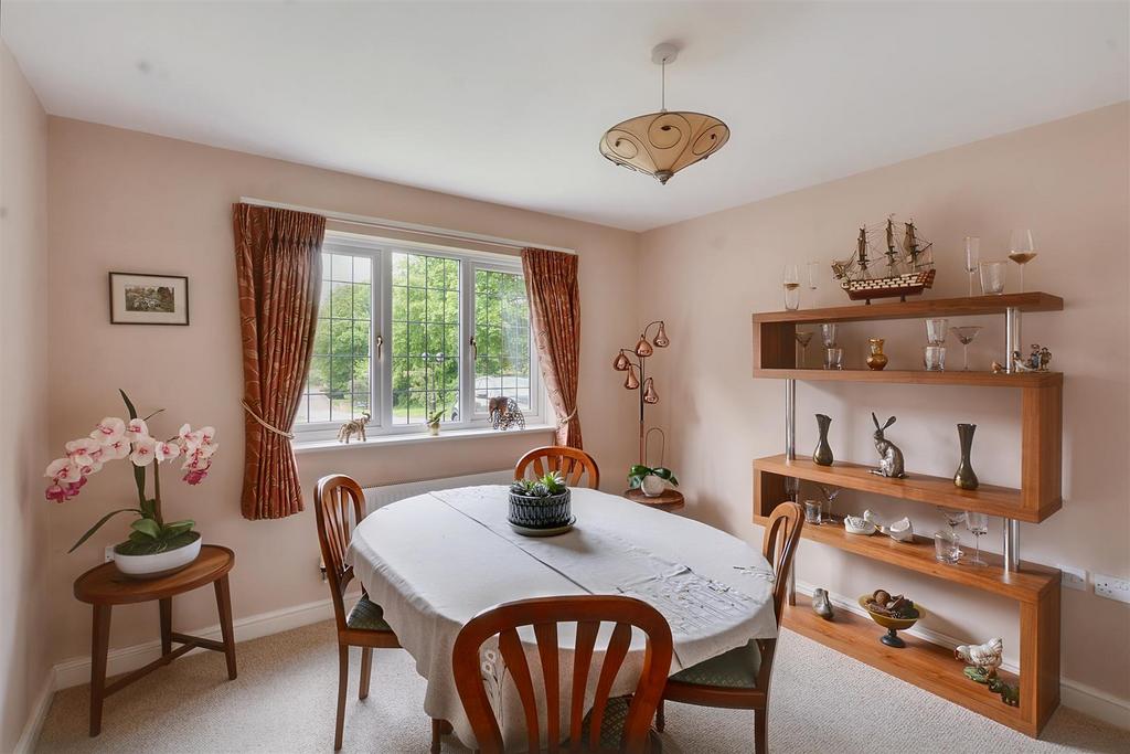 Dining Room/Bedroom