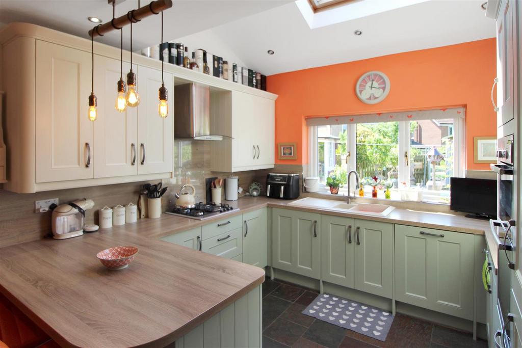 Wycliffe Avenue, Northallerton DL7 4 bed semidetached house for sale