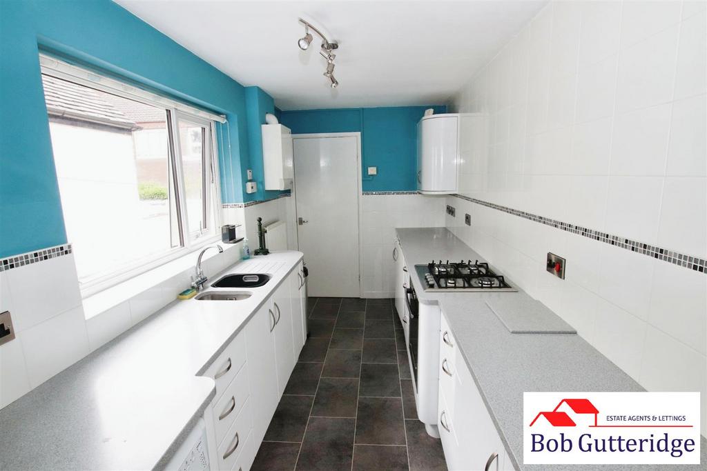 Fitted kitchen