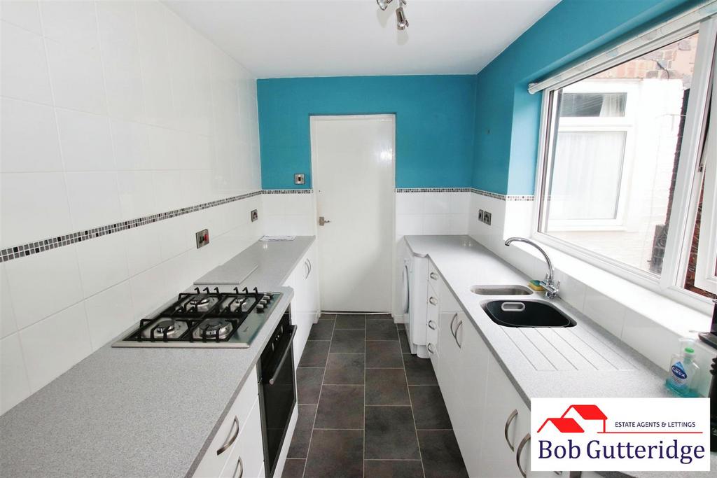 Fitted kitchen