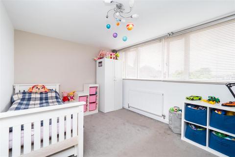 45 Lodge Road, Wallington, SM6 0TZ