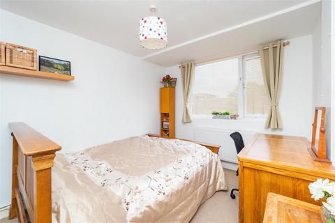 45 Lodge Road, Wallington, SM6 0TZ