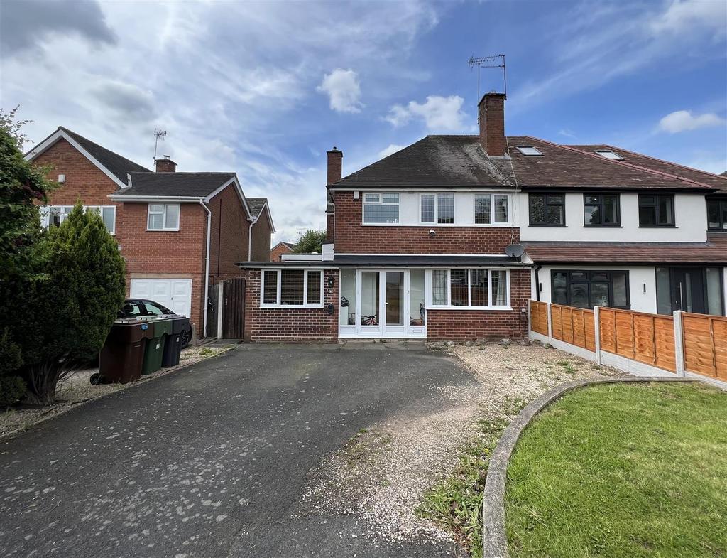 Summervale Road Hagley 1.jpg