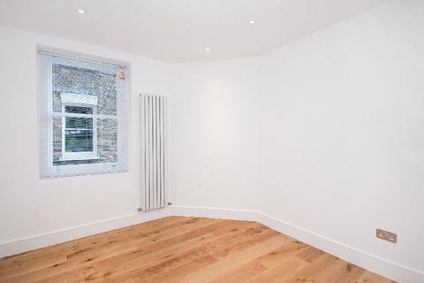 2 bedroom apartment to rent, Castellain Mansions, Castellain Road, Maida Vale W9