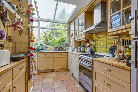 4 bedroom terraced house for sale, Kingsway, East Sheen, SW14