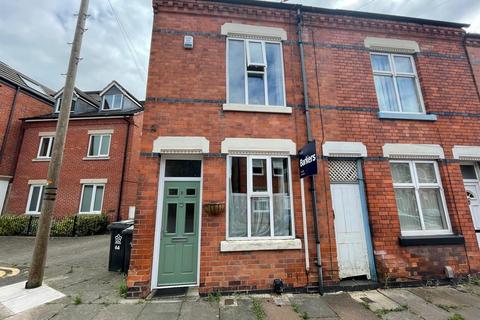 2 bedroom terraced house for sale, Bulwer Road, Clarendon Park, Leicester