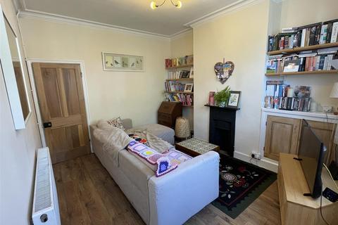 2 bedroom terraced house for sale, Bulwer Road, Clarendon Park, Leicester