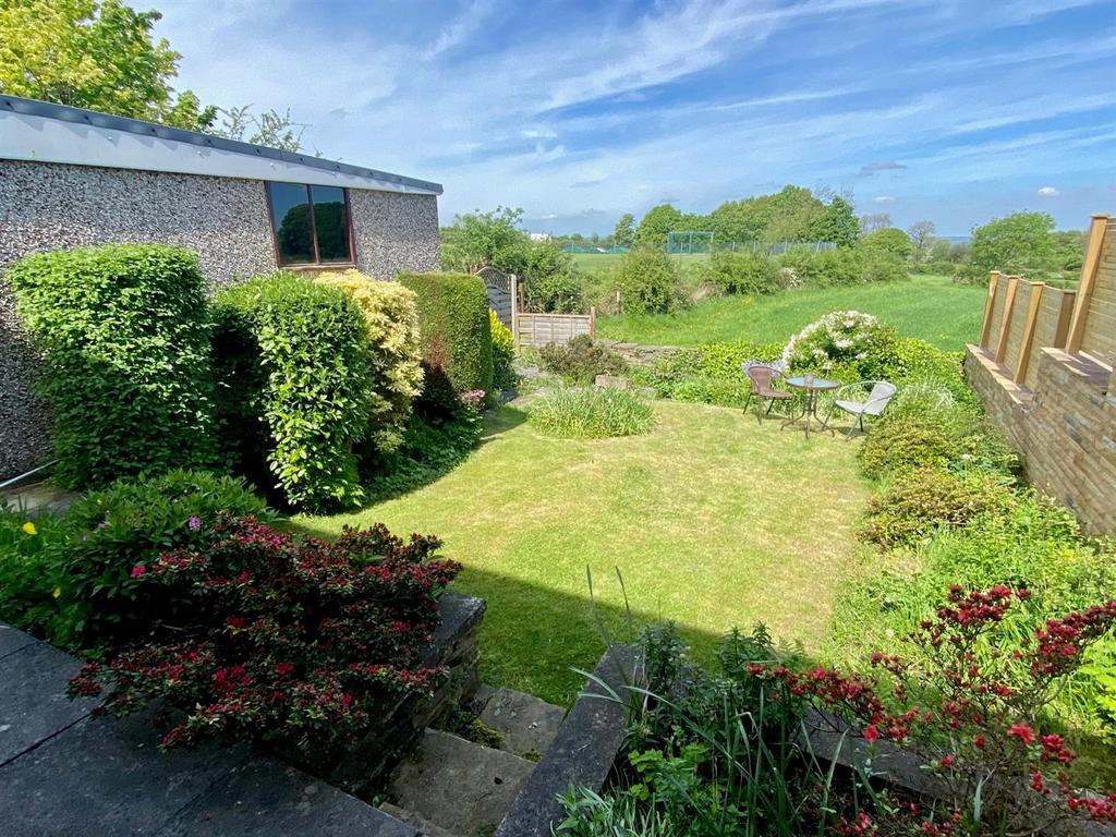 Garden.jpg