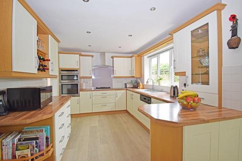4 bedroom detached house for sale, 25 Pear Tree Way, Wychbold, Worcestershire, WR9 7JW