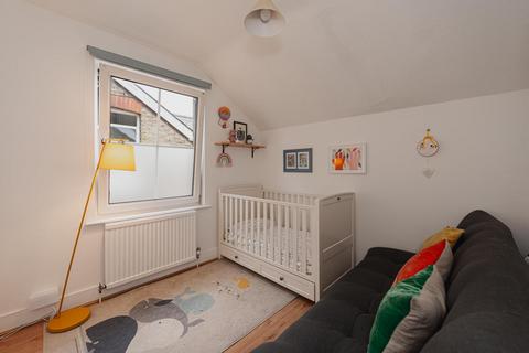 12 Middle Lane, Epsom, KT17 1DP