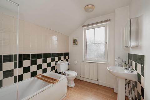 12 Middle Lane, Epsom, KT17 1DP