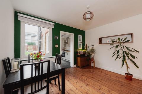 12 Middle Lane, Epsom, KT17 1DP