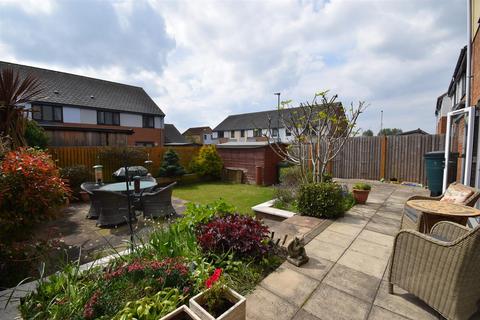 4 bedroom semi-detached house for sale, Garden Gate Drive, South Shields