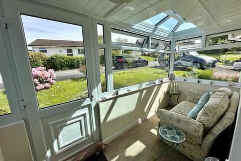 2 bedroom detached bungalow for sale, Llanwern Estate, Gilfachrheda, New Quay