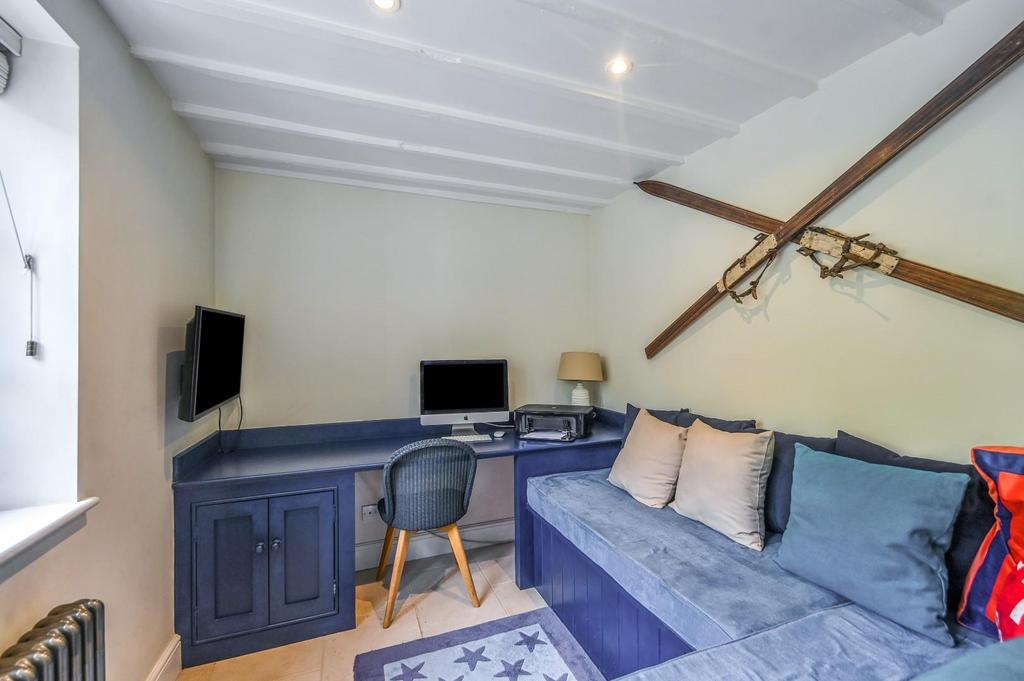 Well Cottage Ph8.jpg