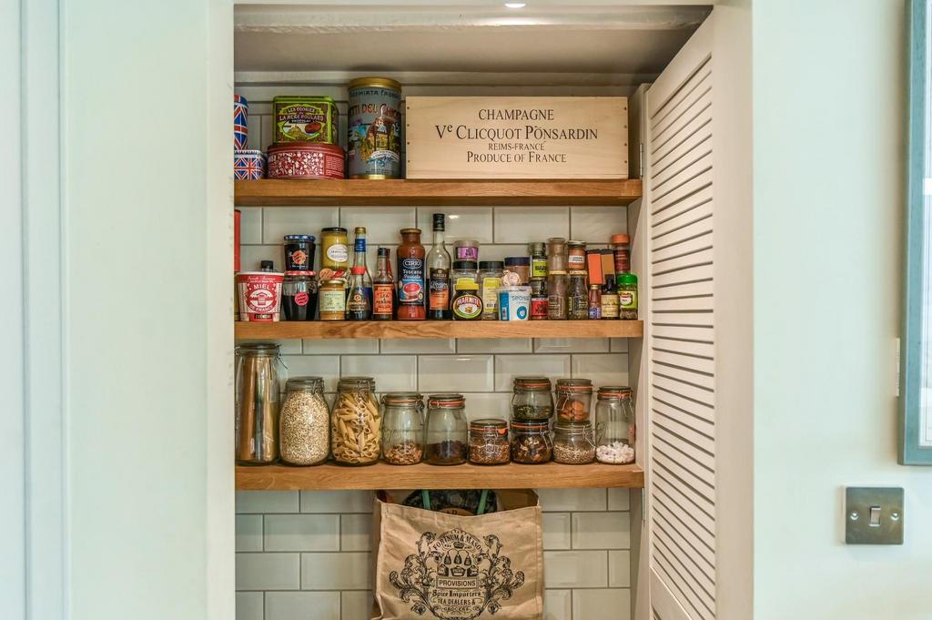 Well Cottage Ph17.jpg