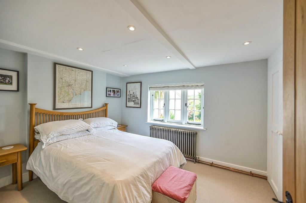 Well Cottage Ph54.jpg