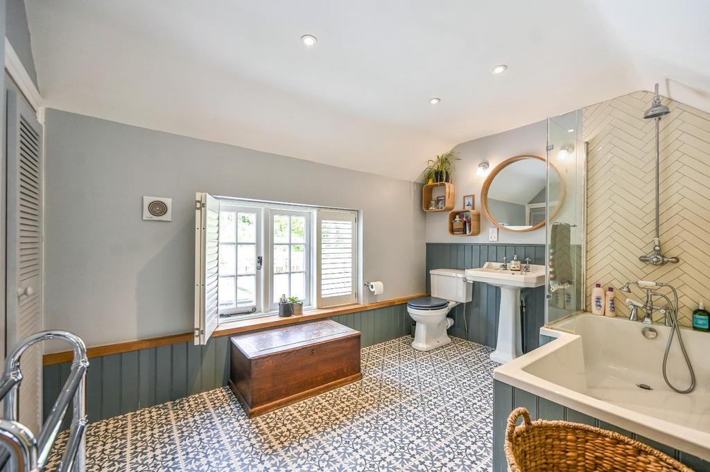 Well Cottage Ph56.jpg