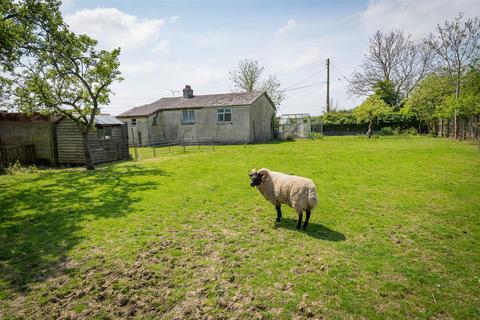 Plot for sale, Replacement dwelling at 9 Manor Road, Elmsett