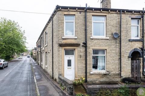 2 bedroom end of terrace house for sale, Catherine Street, Elland