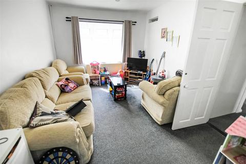 3 bedroom terraced house for sale, Honister Place, Newton Aycliffe