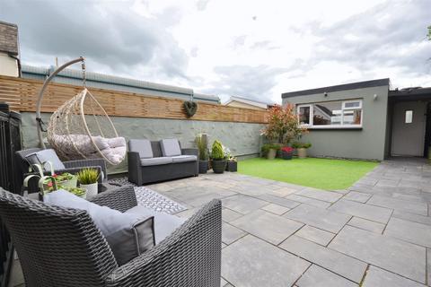 8, Newtown Aberystwyth Road, Cardigan, SA43 1LZ