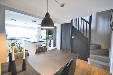 8, Newtown Aberystwyth Road, Cardigan, SA43 1LZ
