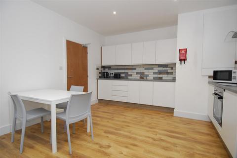 4 bedroom apartment to rent, 2A Old Town Street, Plymouth PL1
