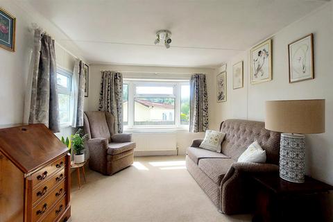 2 bedroom park home for sale, Lycetts Orchard, Box,