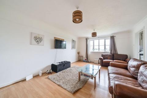 12 Sunningdale Close, London, SE28 8QR